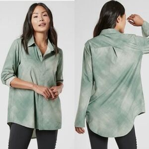 ATHLETA Urbanite Printed Denali Long Sleeve Shirt Top Size L